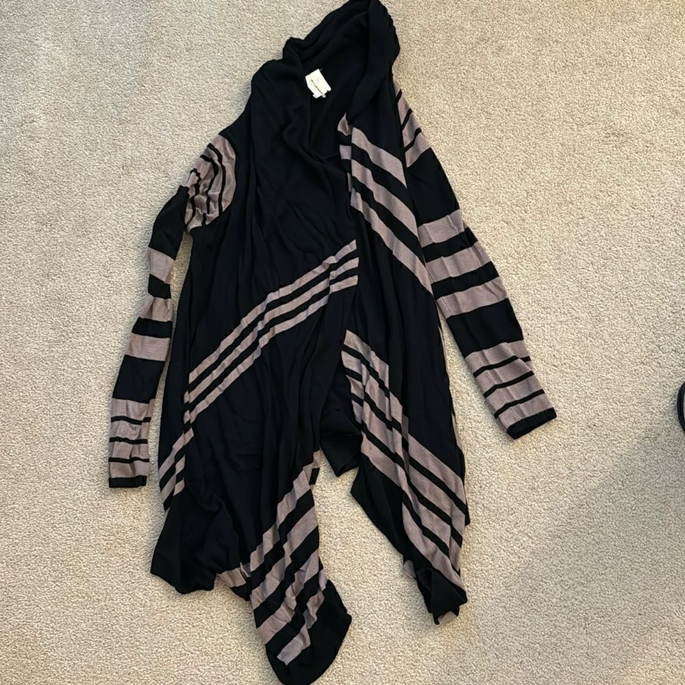 So cool. Stripped wrap cardigan small/medium